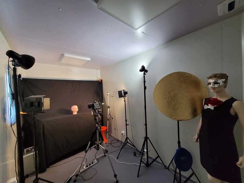 STUDIO ART SUR COUR STUDIO ART SUR COUR